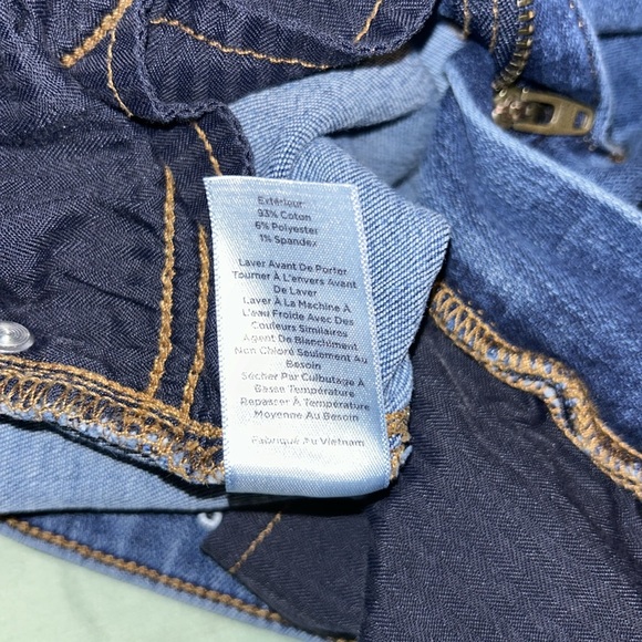 Talbots ‘FLAWLESS’ High-waist Barely Boot Size 6 Blue Jeans - Picture 6 of 6